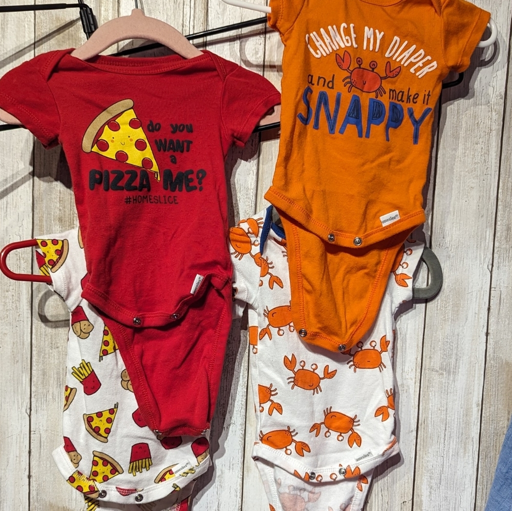 4 PIECE ONESIES BRAND 0-3 months boys infants onesies